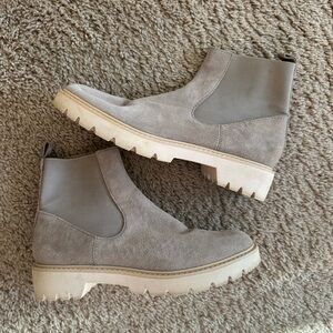 Dolce vita tan suede chelsea boots
